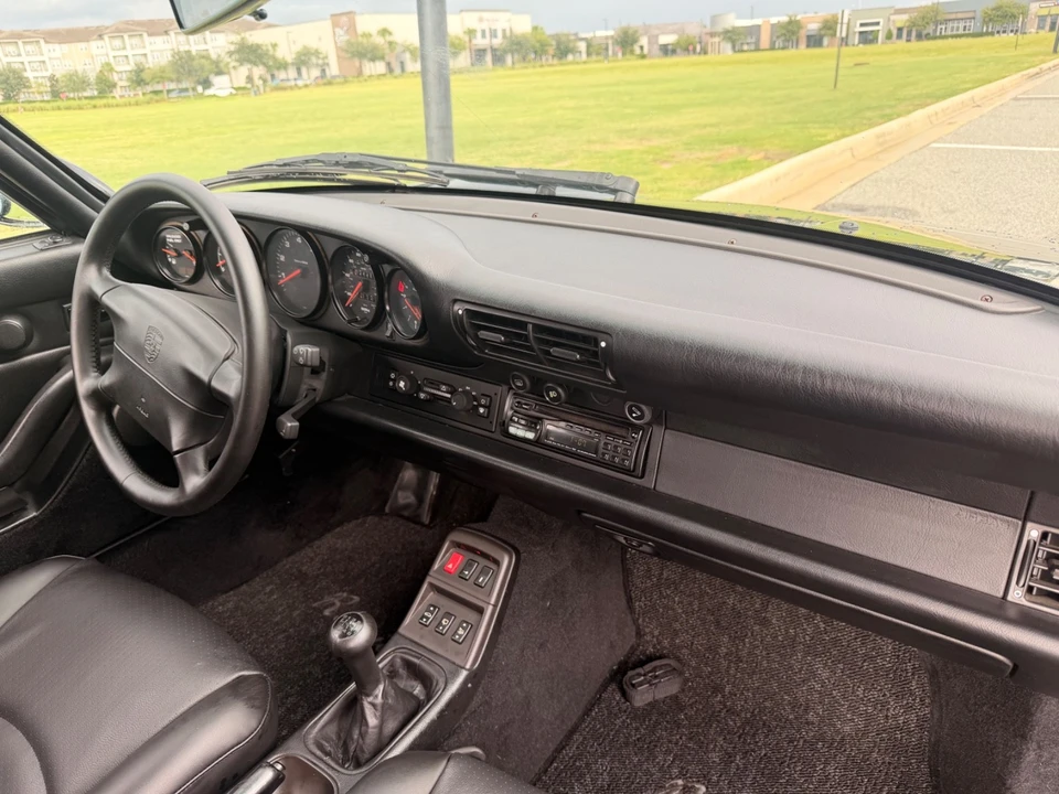1995 Porsche 993 Carrera - Image 24 of 29
