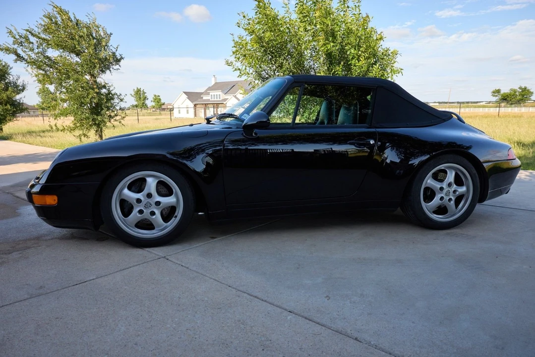 1995 Porsche 993 Carrera - Image 2 of 30