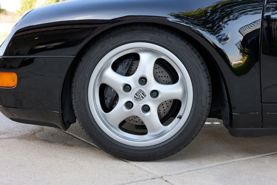 1995 Porsche 993 Carrera - Image 10 of 30