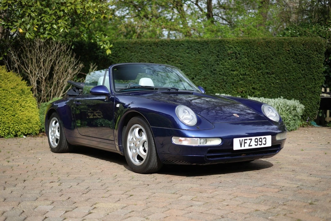 1995 Porsche 993 Carrera 4 - Image 2 of 30