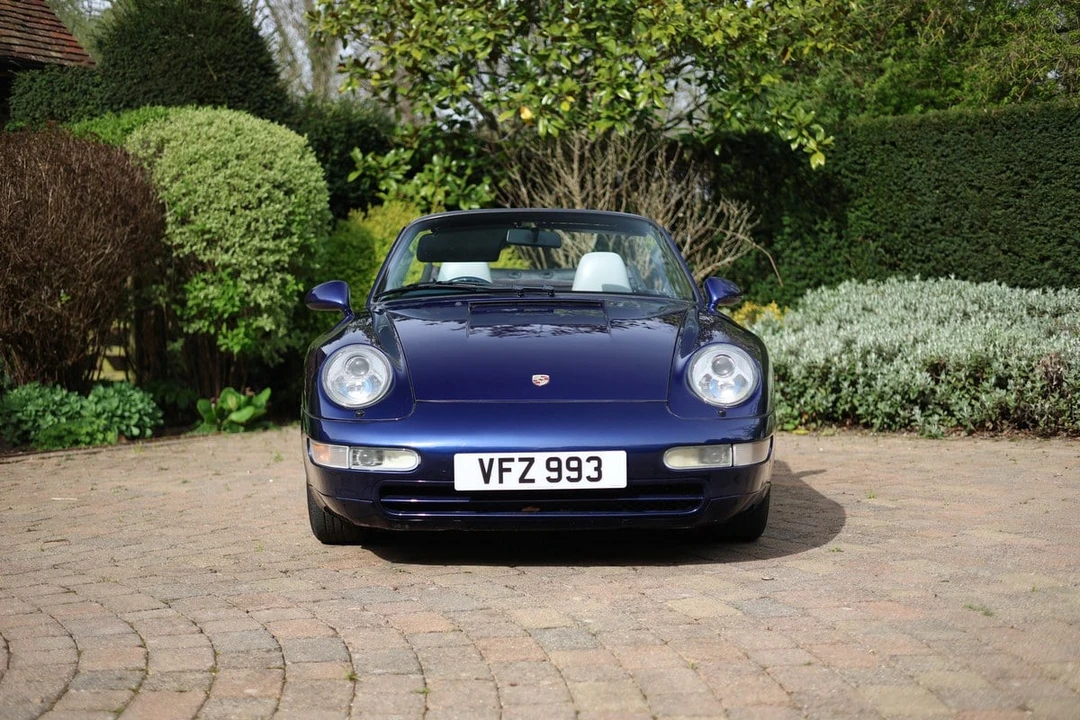 1995 Porsche 993 Carrera 4 - Image 6 of 30