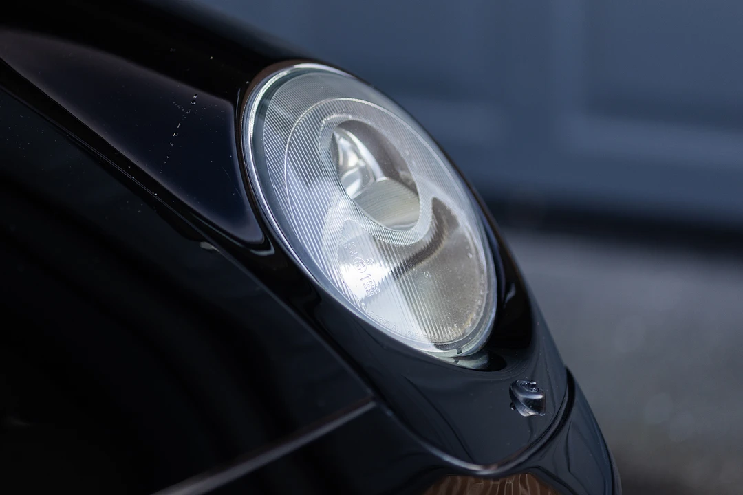 1995 Porsche 993 Carrera 4 - Image 23 of 31
