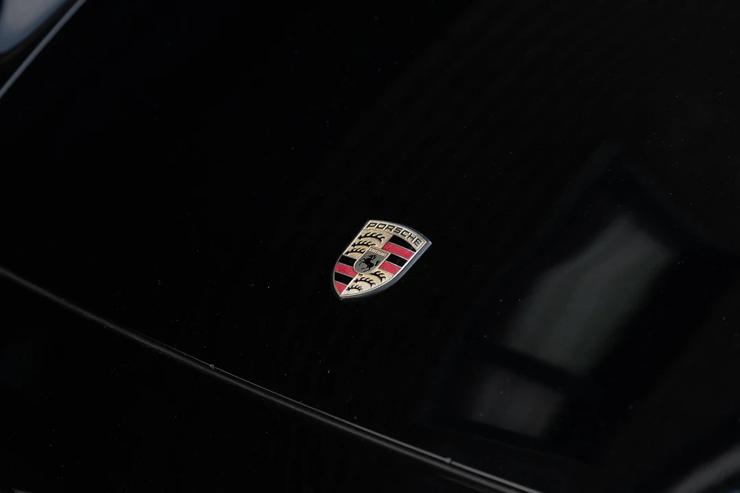 1995 Porsche 993 Carrera 4 - Image 31 of 31
