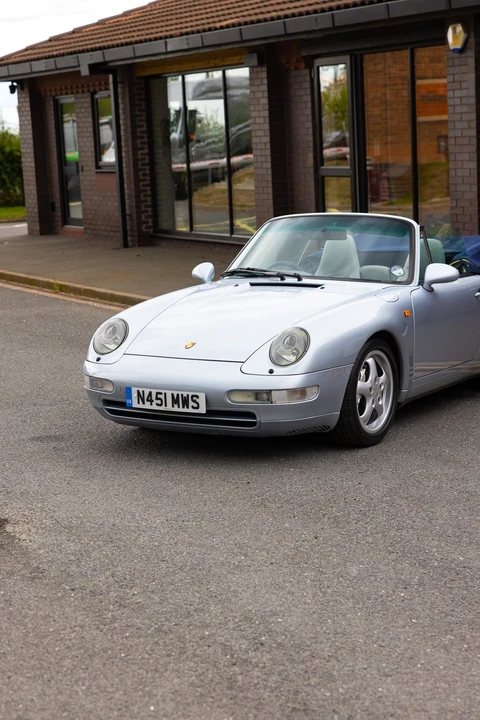 1995 Porsche 993 Carrera 4 - Image 12 of 31