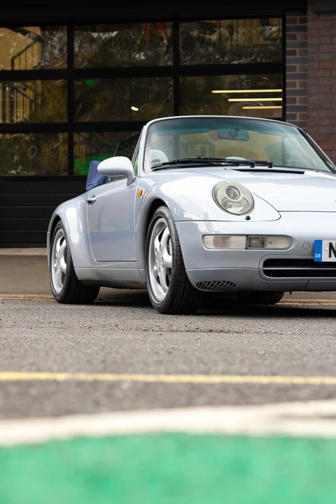 1995 Porsche 993 Carrera 4 - Image 14 of 31