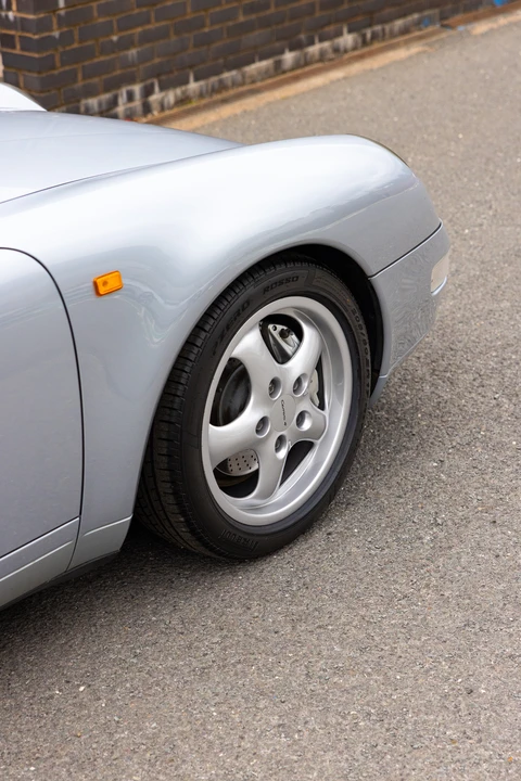 1995 Porsche 993 Carrera 4 - Image 18 of 31