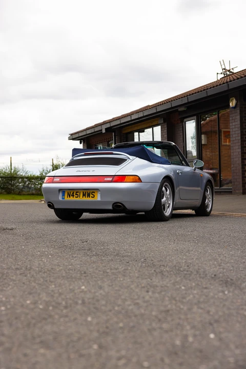 1995 Porsche 993 Carrera 4 - Image 21 of 31