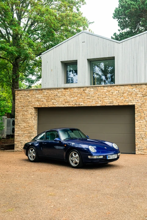 1995 Porsche 993 Carrera 4 - Image 11 of 31