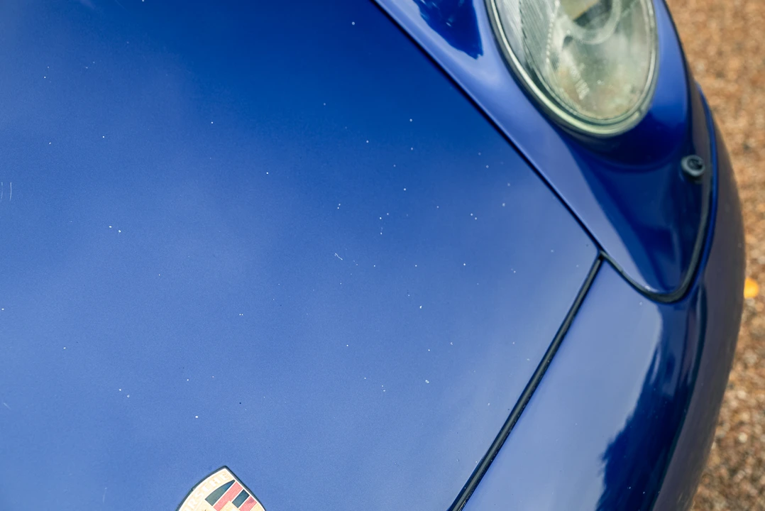 1995 Porsche 993 Carrera 4 - Image 27 of 31