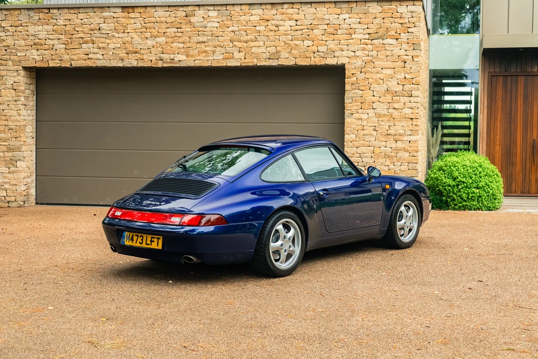 1995 Porsche 993 Carrera 4 - Image 5 of 31