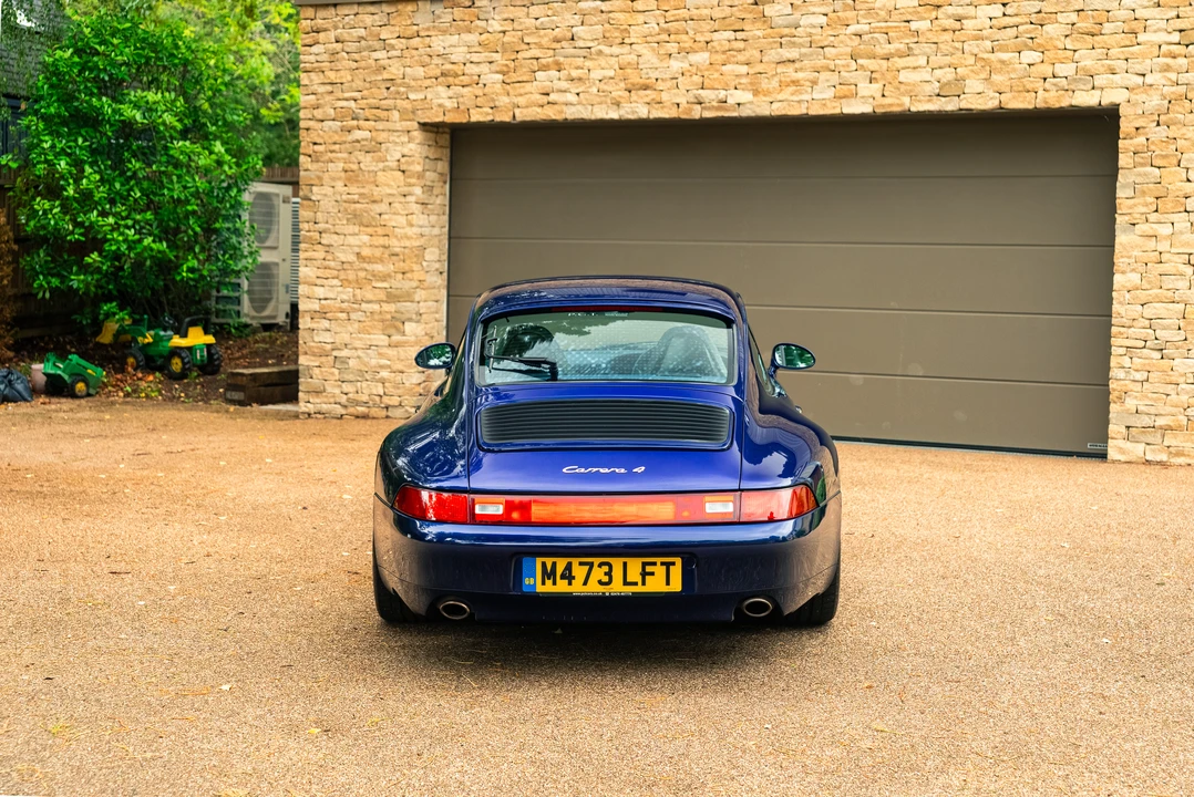 1995 Porsche 993 Carrera 4 - Image 6 of 31