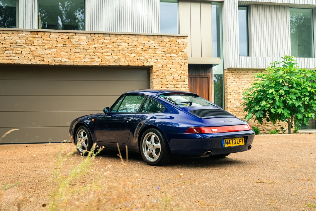 1995 Porsche 993 Carrera 4 - Image 8 of 31