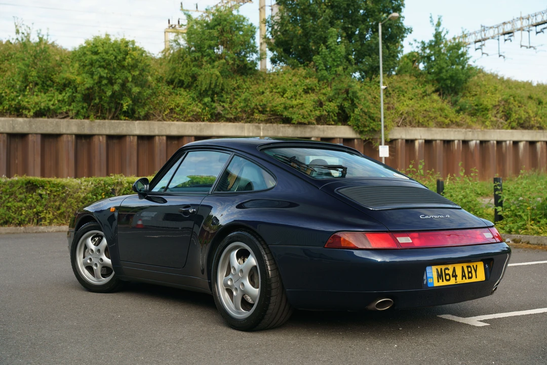1995 Porsche 993 Carrera 4 - Image 7 of 31