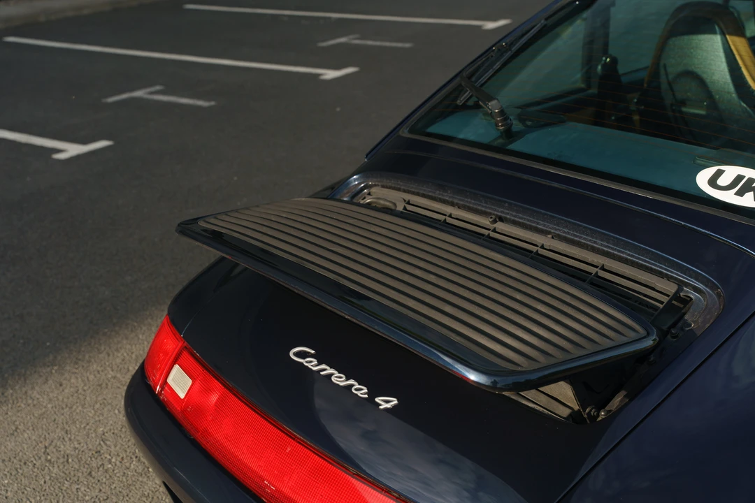 1995 Porsche 993 Carrera 4 - Image 19 of 31