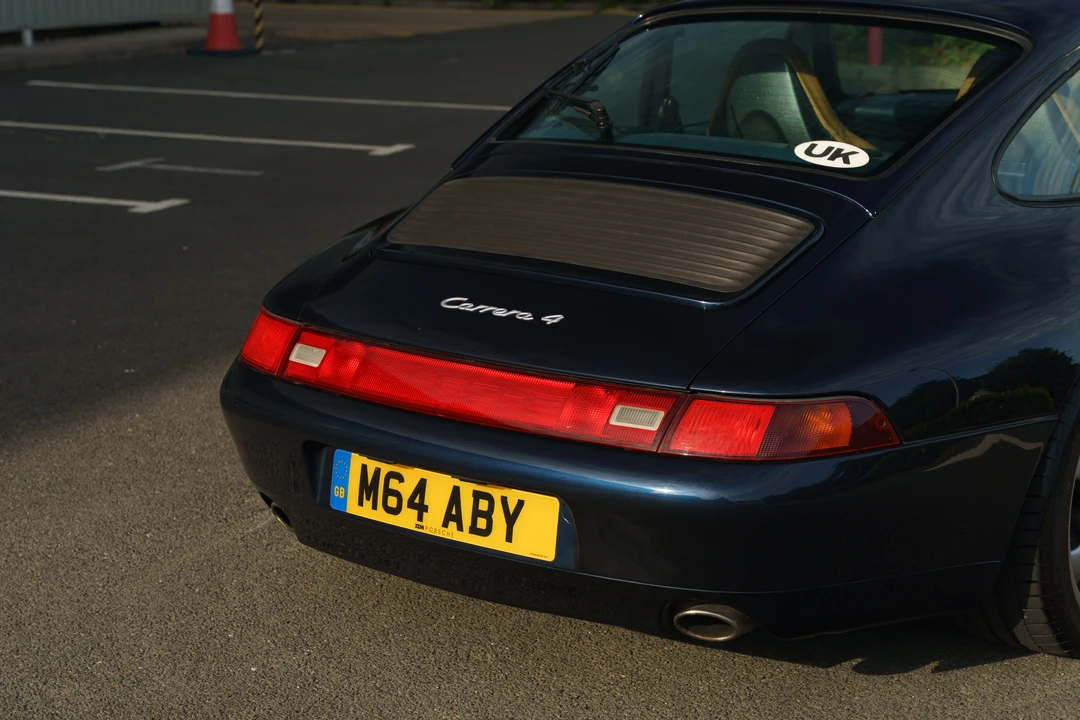 1995 Porsche 993 Carrera 4 - Image 27 of 31