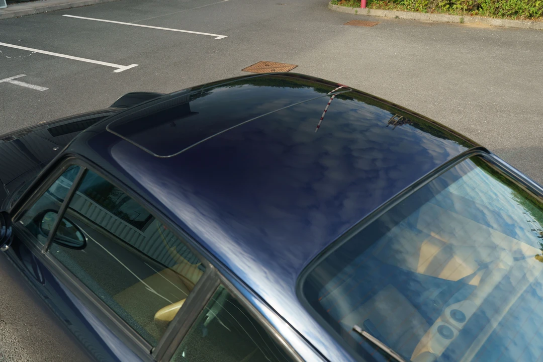 1995 Porsche 993 Carrera 4 - Image 29 of 31