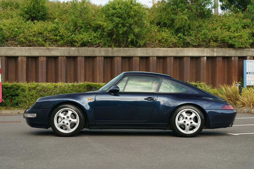 1995 Porsche 993 Carrera 4 - Image 8 of 31