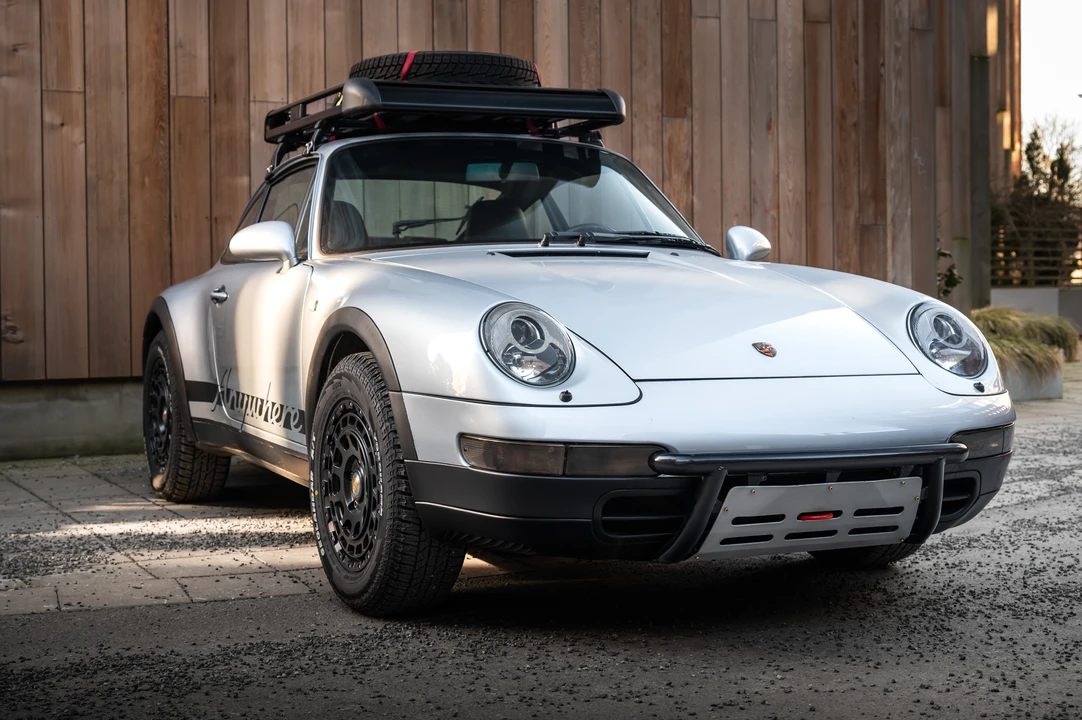 1995 Porsche 993 Carrera 4 - Image 17 of 31