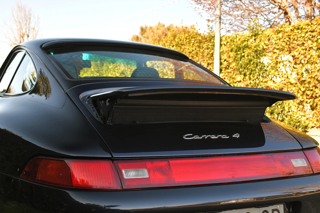 1995 Porsche 993 Carrera 4 - Image 22 of 31