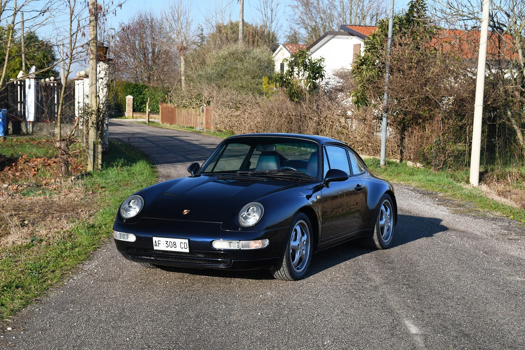 1995 Porsche 993 Carrera 4 - Image 17 of 31