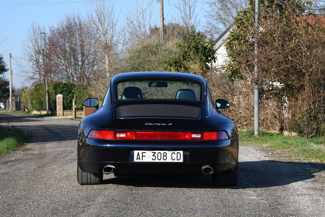 1995 Porsche 993 Carrera 4 - Image 6 of 31
