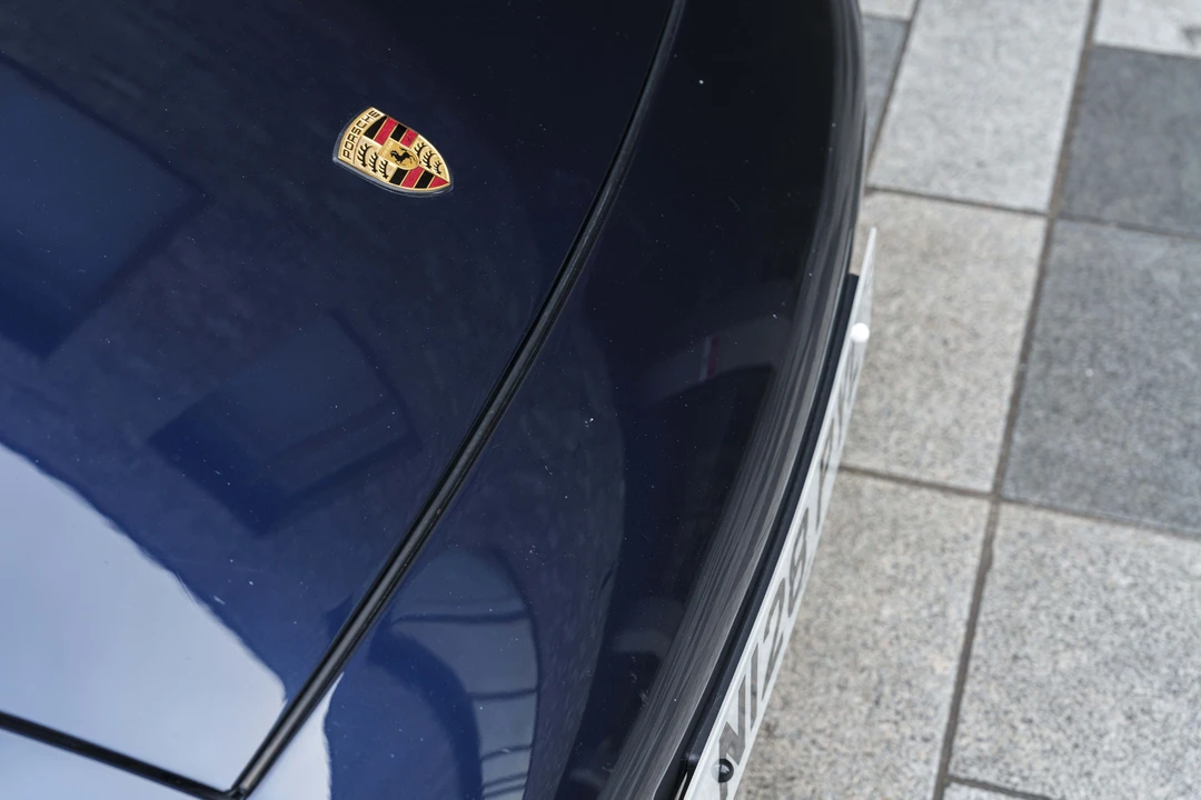 1995 Porsche 993 Carrera 4 - Image 14 of 31