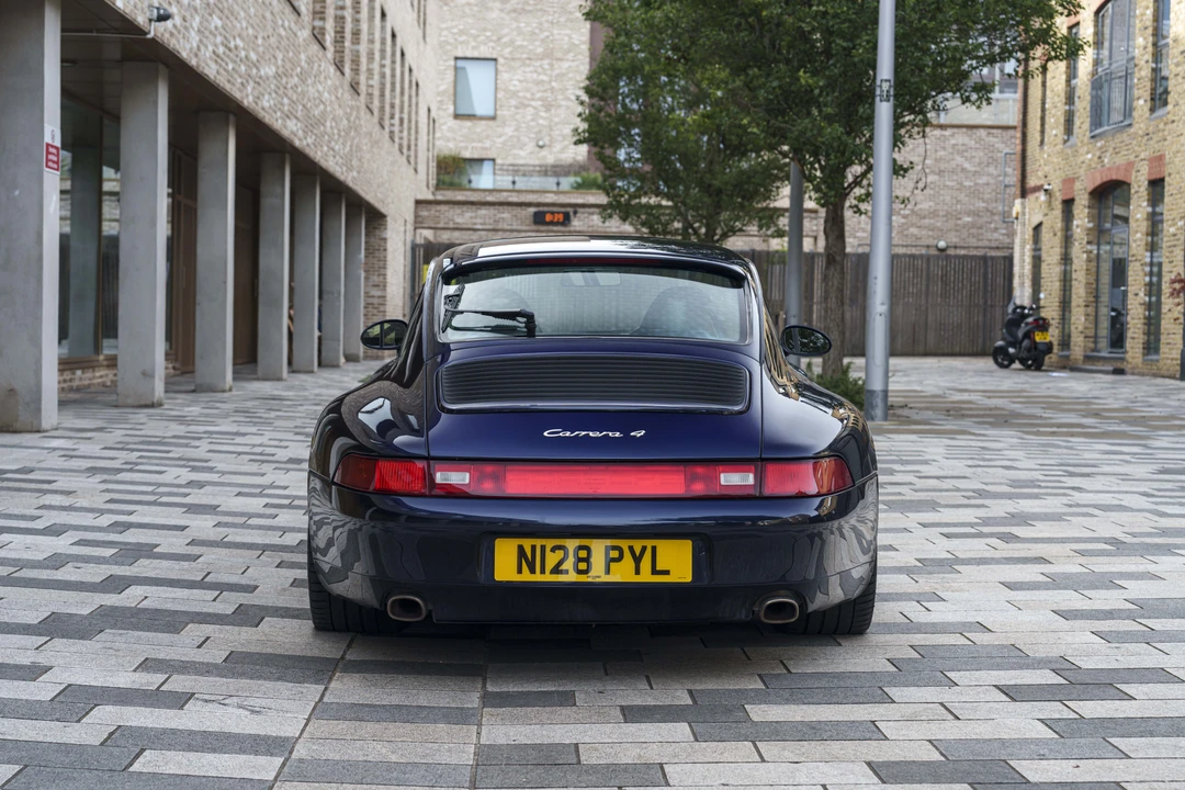 1995 Porsche 993 Carrera 4 - Image 6 of 31