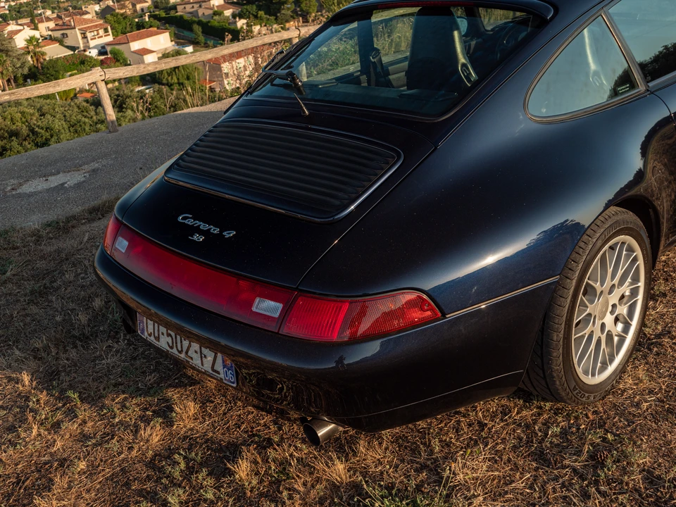1995 Porsche 993 Carrera - Image 26 of 31