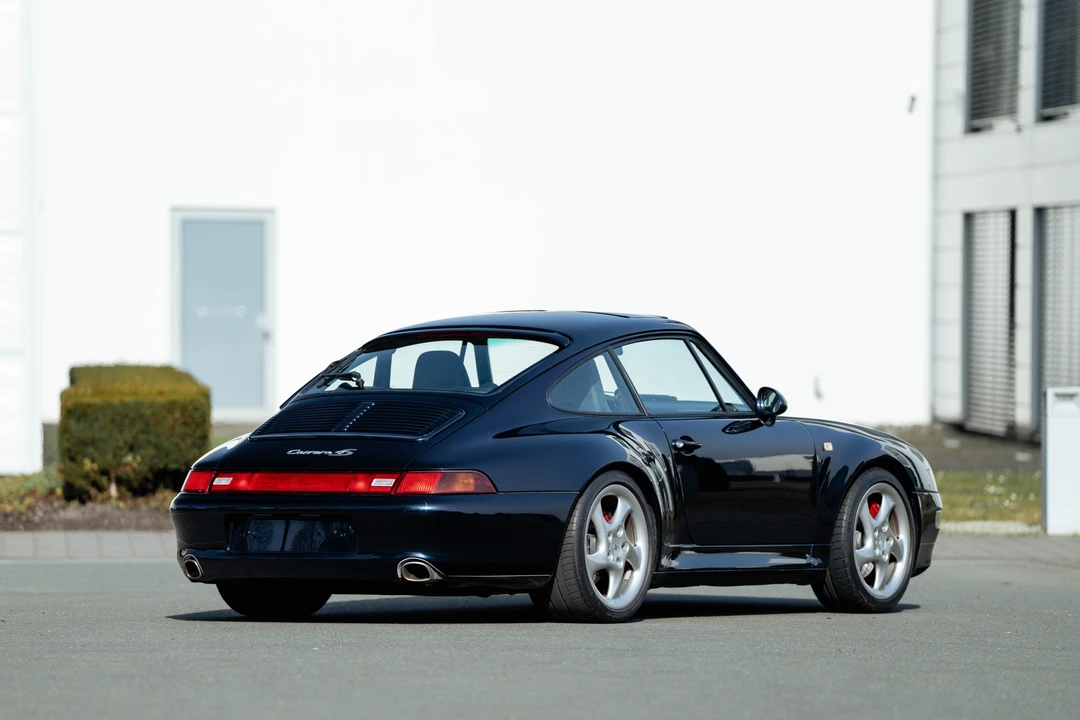 1995 Porsche 993 Carrera 4S - Image 6 of 31