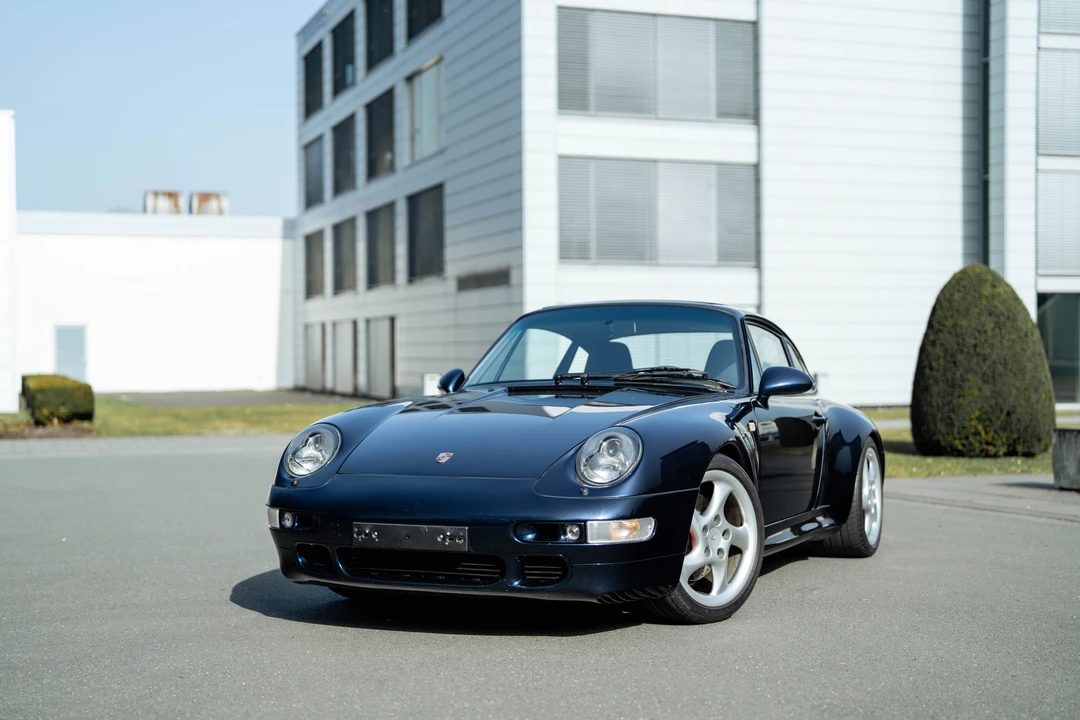 1995 Porsche 993 Carrera 4S - Image 3 of 31
