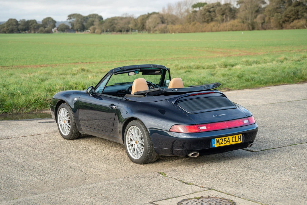 1995 Porsche 993 Carrera - Image 16 of 31