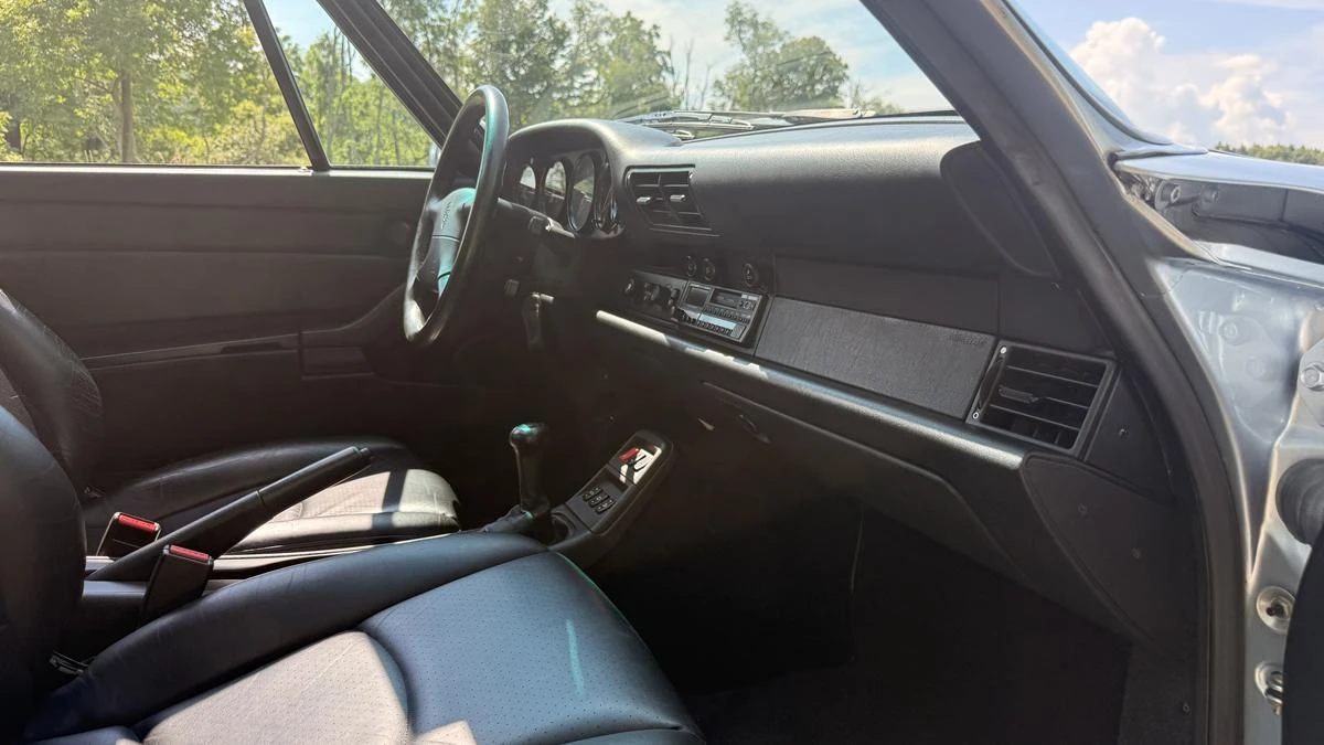 1995 Porsche 993 Carrera - Image 27 of 29