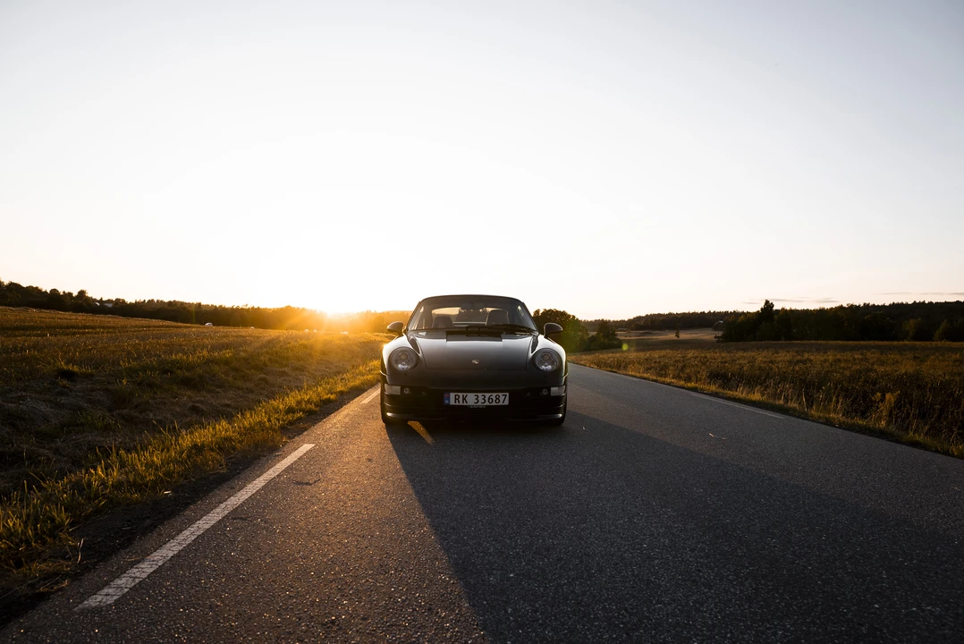 1995 Porsche 993 Carrera - Image 26 of 31