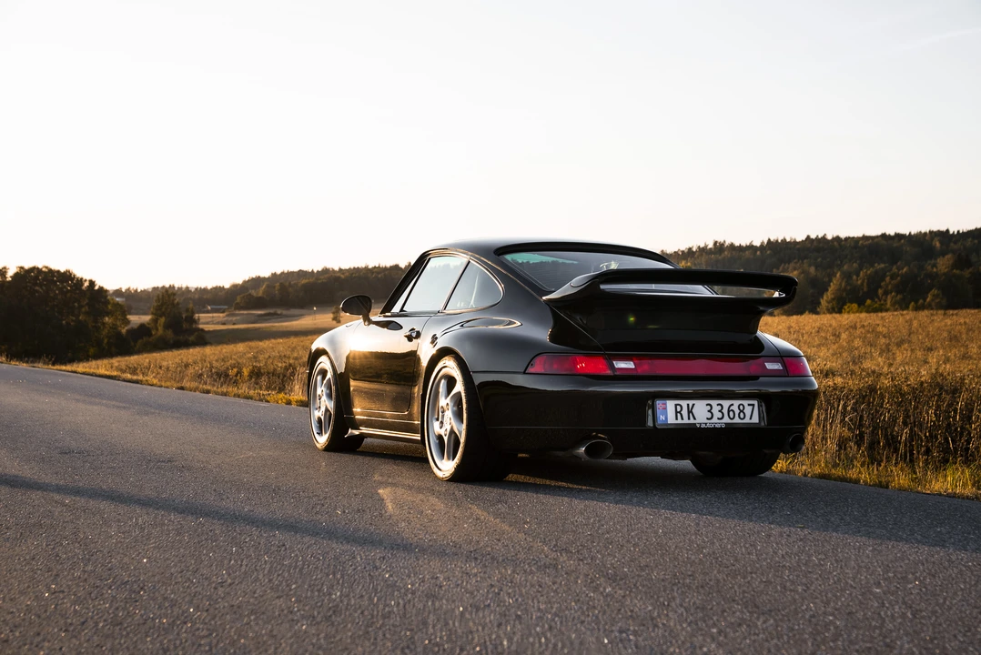1995 Porsche 993 Carrera - Image 28 of 31