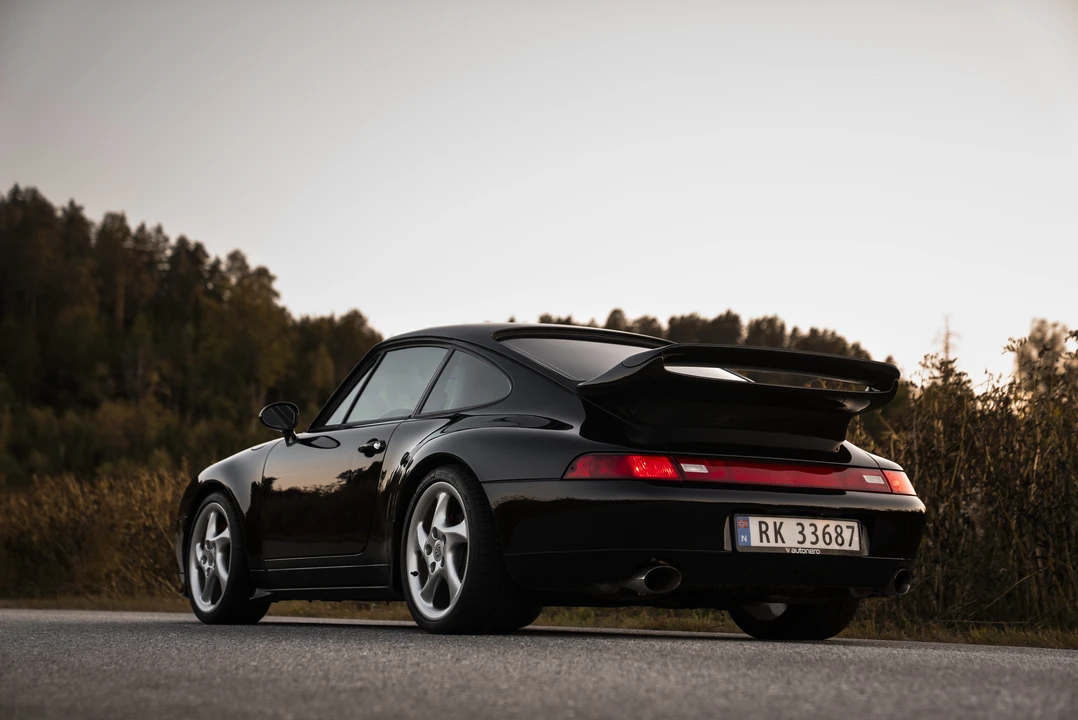 1995 Porsche 993 Carrera - Image 17 of 31