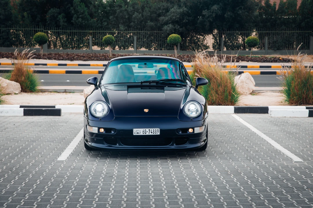 1995 Porsche 993 Carrera - Image 10 of 31