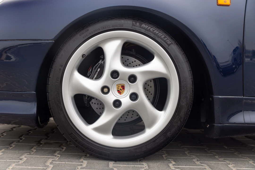 1995 Porsche 993 Carrera - Image 28 of 31