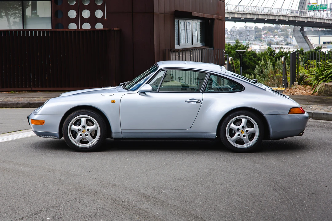 1995 Porsche 993 Carrera - Image 12 of 31