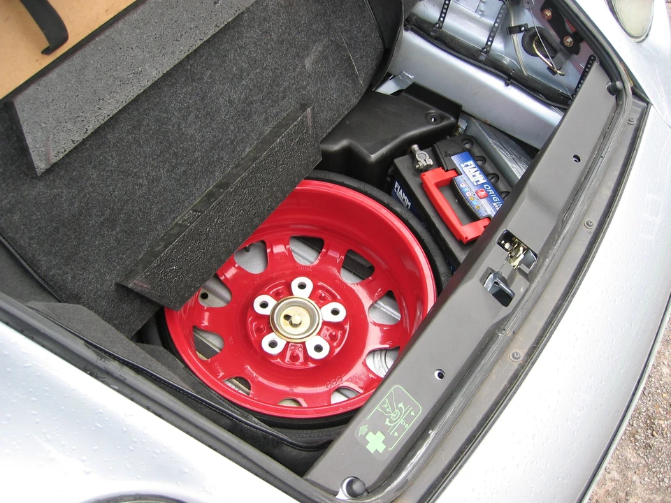 1995 Porsche 993 Carrera - Image 8 of 20