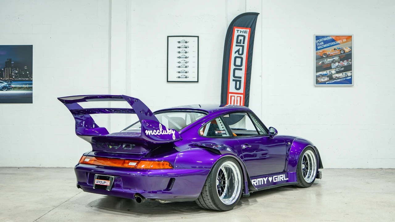 1995 Porsche 993 Carrera - Image 17 of 31