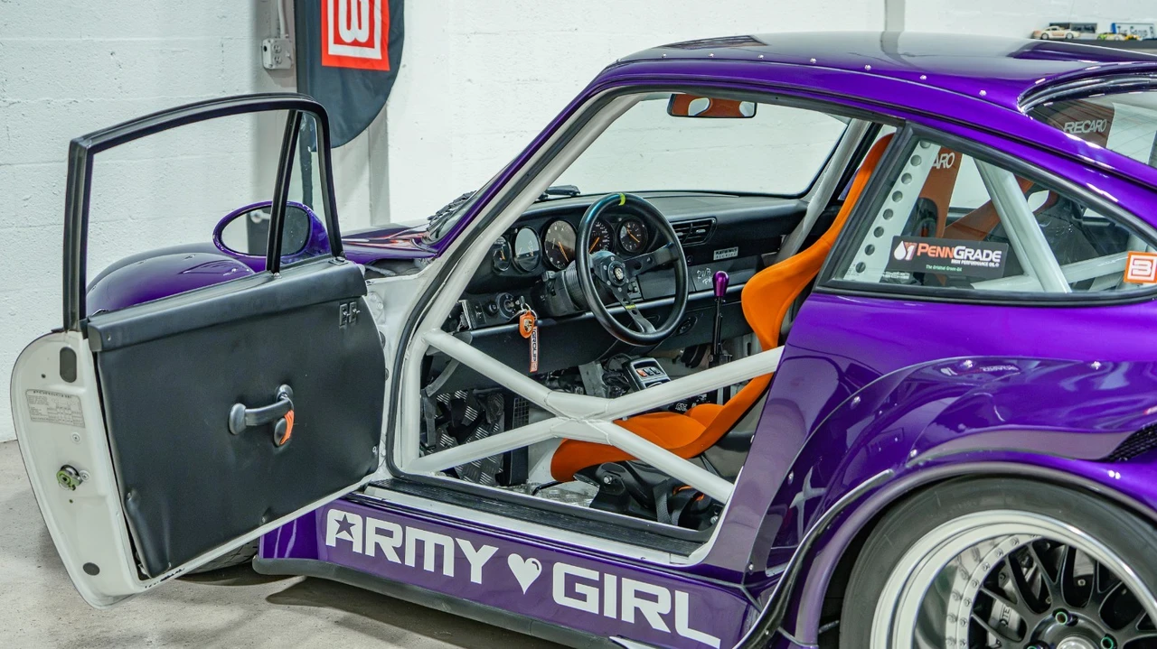 1995 Porsche 993 Carrera - Image 28 of 31