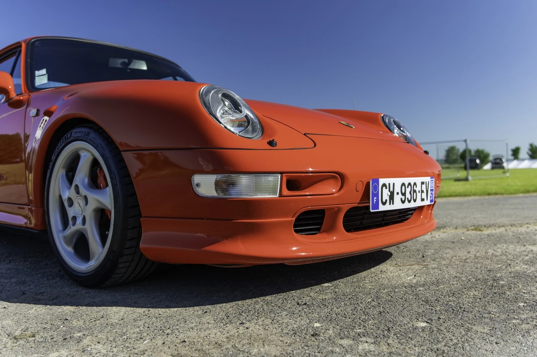 1995 Porsche 993 Turbo - Image 28 of 31