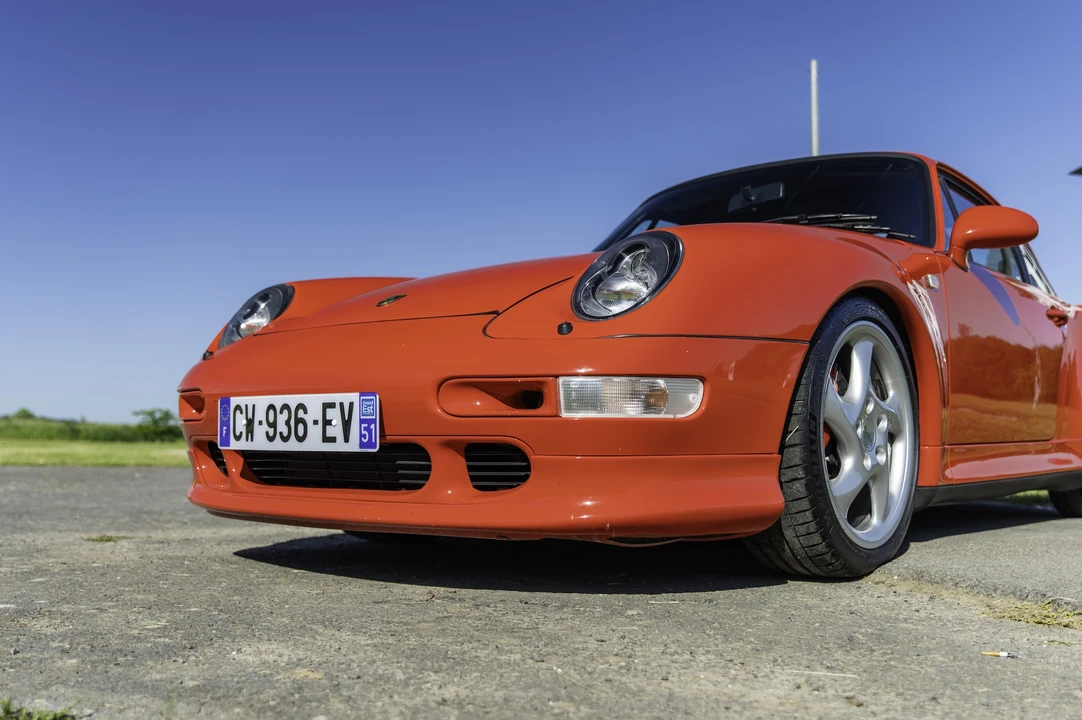 1995 Porsche 993 Turbo - Image 26 of 31