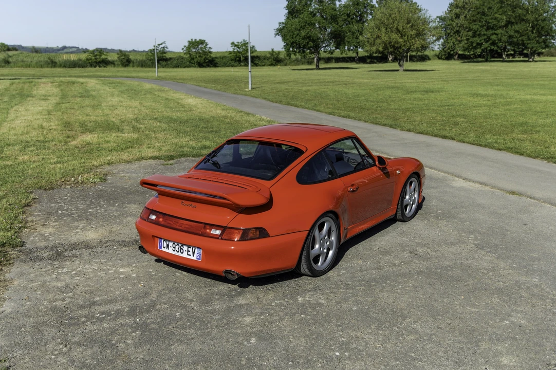 1995 Porsche 993 Turbo - Image 13 of 31