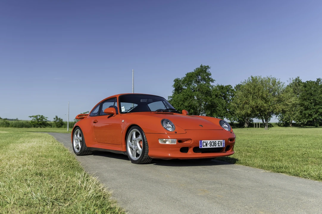 1995 Porsche 993 Turbo - Image 8 of 31