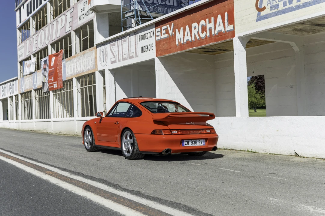 1995 Porsche 993 Turbo - Image 22 of 31