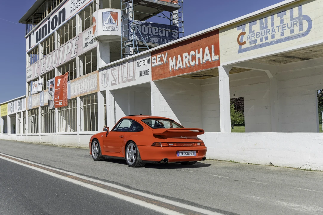 1995 Porsche 993 Turbo - Image 23 of 31
