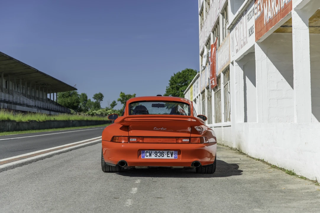 1995 Porsche 993 Turbo - Image 24 of 31