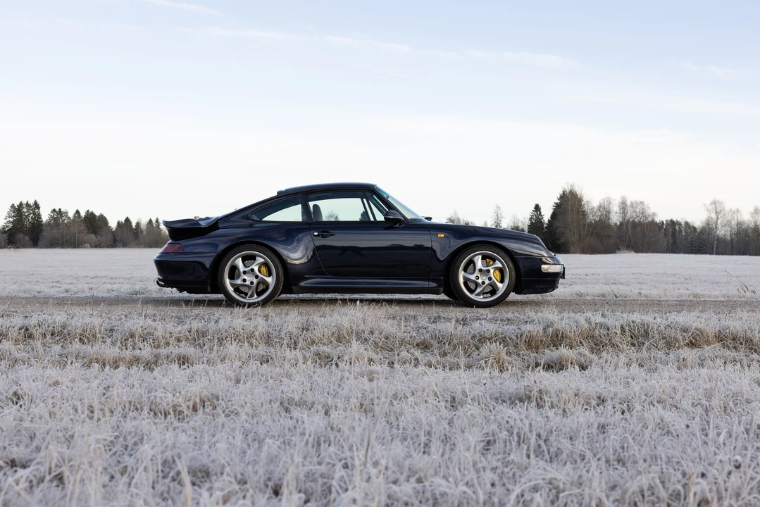 1995 Porsche 993 Turbo - Image 13 of 31