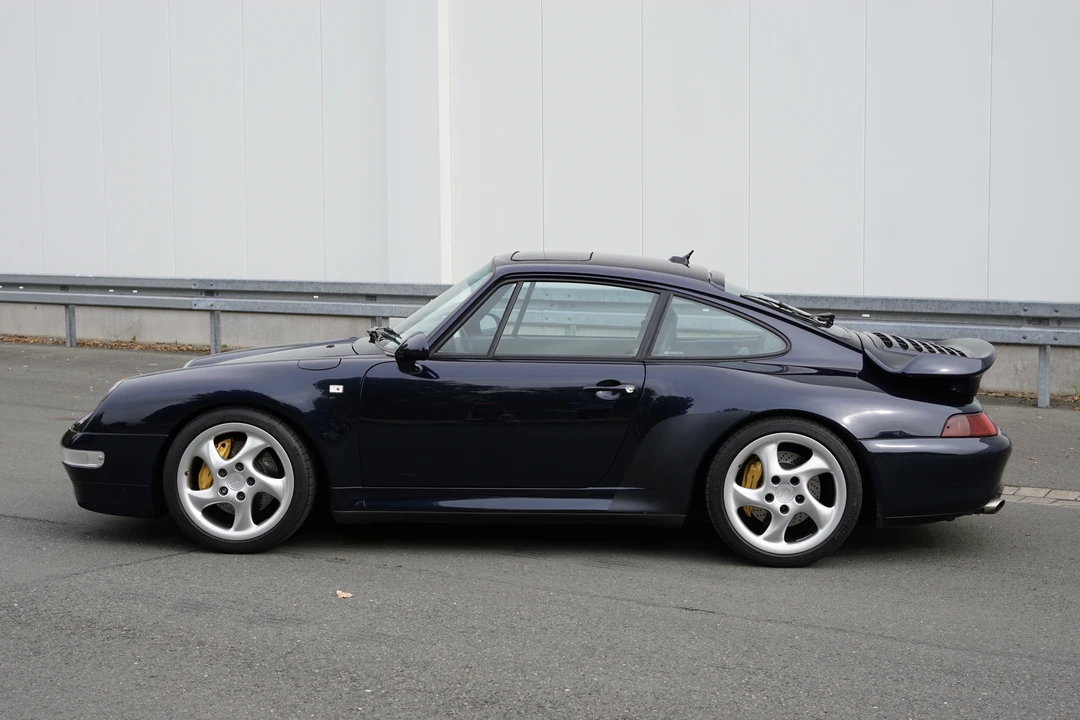 1995 Porsche 993 Turbo - Image 10 of 30